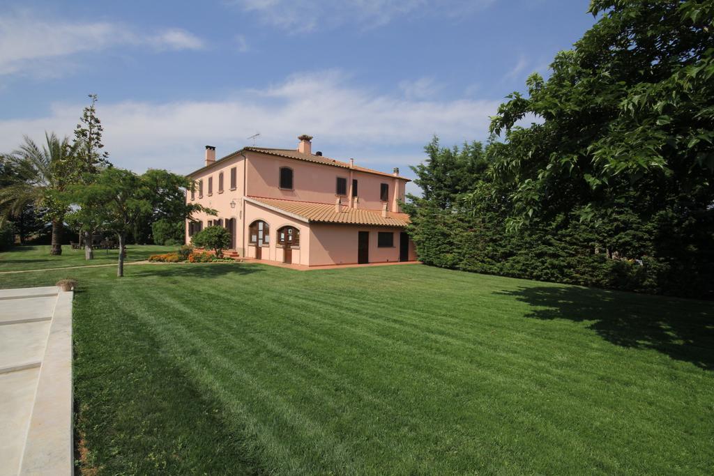 Agriturismo Sant'Uberto Bolgheri Bagian luar foto